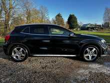 Mercedes-Benz GLA GLA180 AMG 