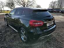 Mercedes-Benz GLA GLA180 AMG 