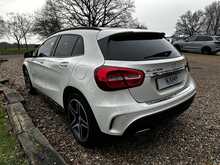 Mercedes-Benz GLA GLA180 AMG Line 