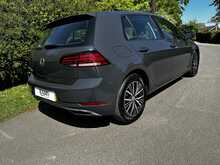Volkswagen Golf TDI SE Nav Auto