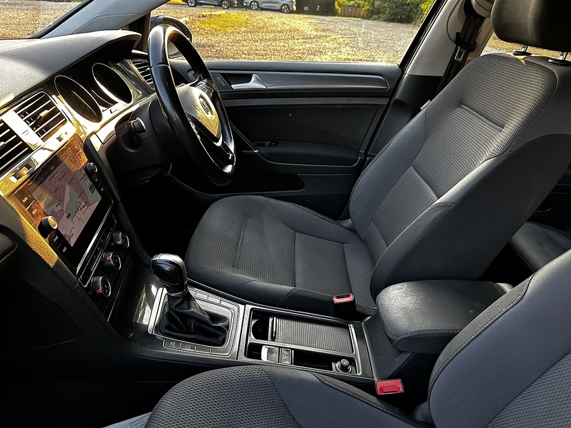 Volkswagen 1.6 TDI SE Nav Hatchback 5dr Diesel DSG Euro 6 (s/s) (115 ps)