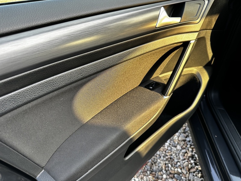 Volkswagen 1.6 TDI SE Nav Hatchback 5dr Diesel DSG Euro 6 (s/s) (115 ps)