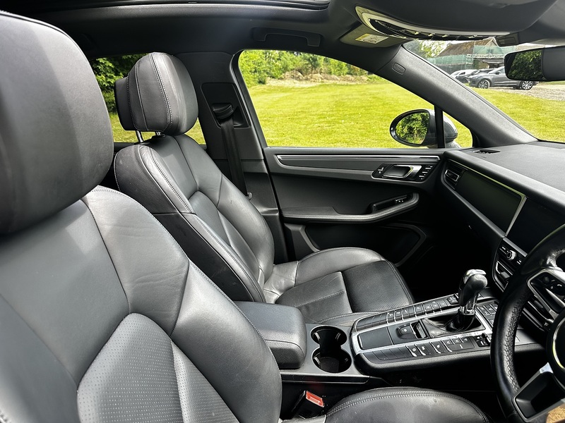 Porsche 2.0T SUV 5dr Petrol PDK 4WD Euro 6 (s/s) (245 ps)