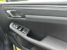 Porsche Macan T 