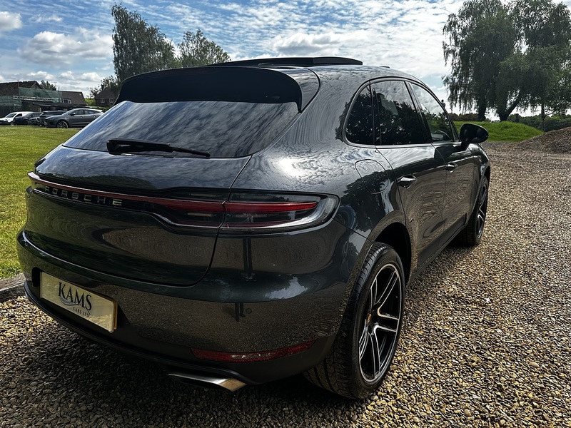 Porsche 2.0T SUV 5dr Petrol PDK 4WD Euro 6 (s/s) (245 ps)