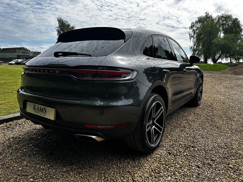 Porsche 2.0T SUV 5dr Petrol PDK 4WD Euro 6 (s/s) (245 ps)