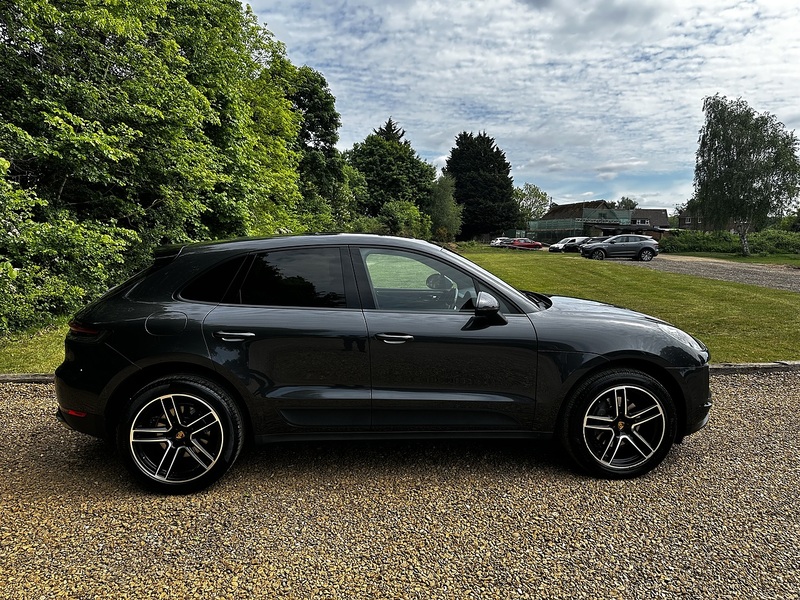 Porsche 2.0T SUV 5dr Petrol PDK 4WD Euro 6 (s/s) (245 ps)
