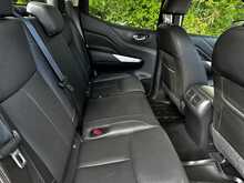 Nissan Navara dCi Tekna 