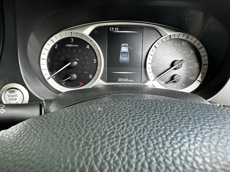 Nissan 2.3 dCi Tekna Pickup Double Cab 4dr Diesel Auto 4WD Euro 6 (190 ps)