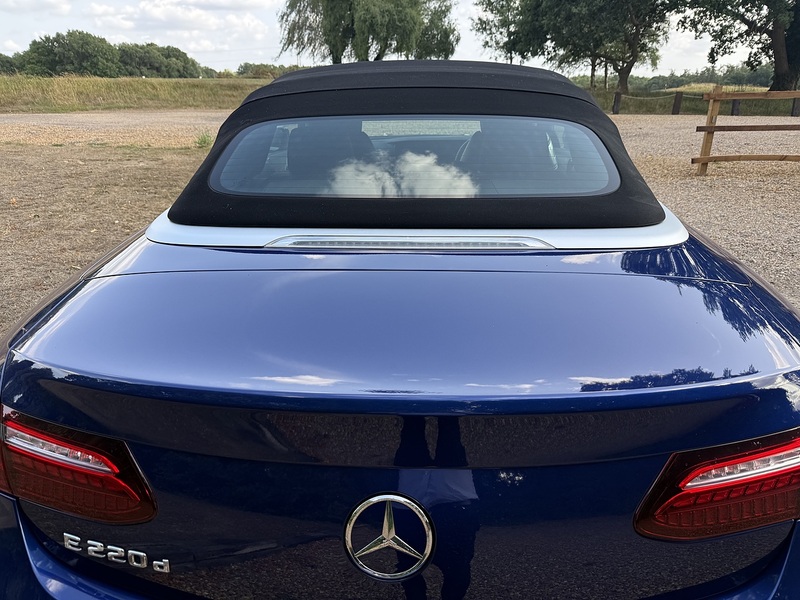 Mercedes-Benz 2.0 E220d AMG Line (Premium) Cabriolet 2dr Diesel G-Tronic+ Euro 6 (s/s) (194 ps)