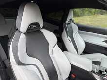 BMW M4 BiTurbo Competition 