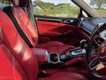 Porsche Cayenne TD V8 S 
