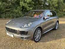 Porsche Cayenne TD V8 S 