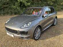 Porsche Cayenne TD V8 S 