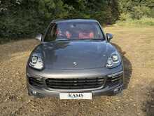 Porsche Cayenne TD V8 S 
