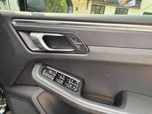 Porsche Macan 2.0T T PDK 4WD Euro 6 (s/s) 5dr 
