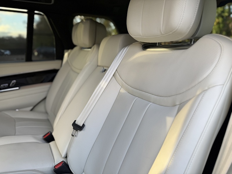 Land Rover 4.4 P530 V8 Autobiography SUV 5dr Petrol Auto 4WD Euro 6 (s/s) (530 ps)