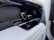 Land Rover Range Rover P530 V8 Autobiography 