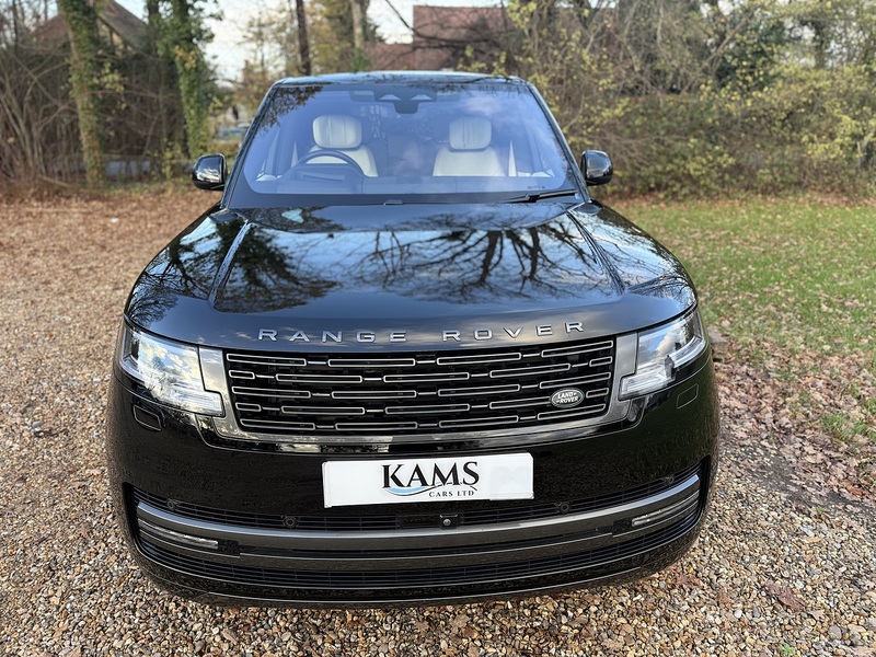 Land Rover 4.4 P530 V8 Autobiography SUV 5dr Petrol Auto 4WD Euro 6 (s/s) (530 ps)