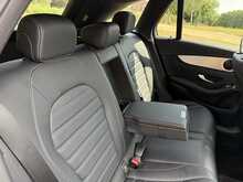 Mercedes-Benz GLC GLC300h MHEV AMG Line 