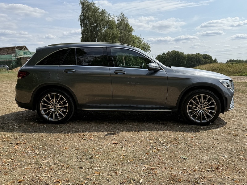 Mercedes-Benz 2.0 GLC300h MHEV AMG Line (Premium) SUV 5dr Petrol Hybrid G-Tronic+ 4MATIC Euro 6 (s/s) (272 ps)