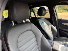 Mercedes-Benz GLC 2.0 GLC300h MHEV AMG Line (Premium) G-Tronic+ 4MATIC Euro 6 (s/s) 5dr 