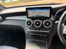 Mercedes-Benz GLC 2.0 GLC300h MHEV AMG Line (Premium) G-Tronic+ 4MATIC Euro 6 (s/s) 5dr 
