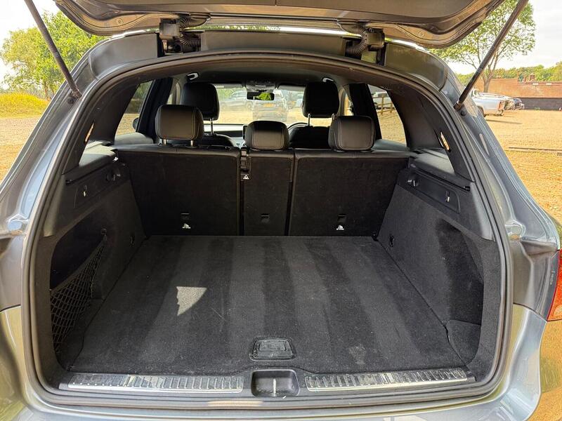 Mercedes-Benz 2.0 GLC300h MHEV AMG Line (Premium) SUV 5dr Petrol Hybrid G-Tronic+ 4MATIC Euro 6 (s/s) (272 ps)