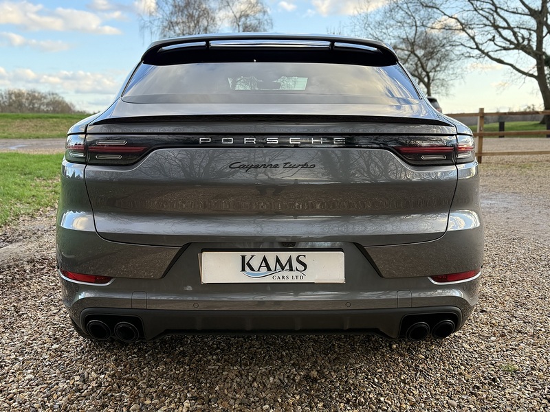 Porsche 4.0T V8 Turbo Coupe 5dr Petrol TiptronicS 4WD Euro 6 (s/s) (550 ps)