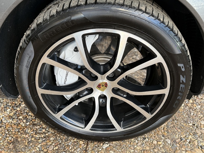 Porsche 4.0T V8 Turbo Coupe 5dr Petrol TiptronicS 4WD Euro 6 (s/s) (550 ps)