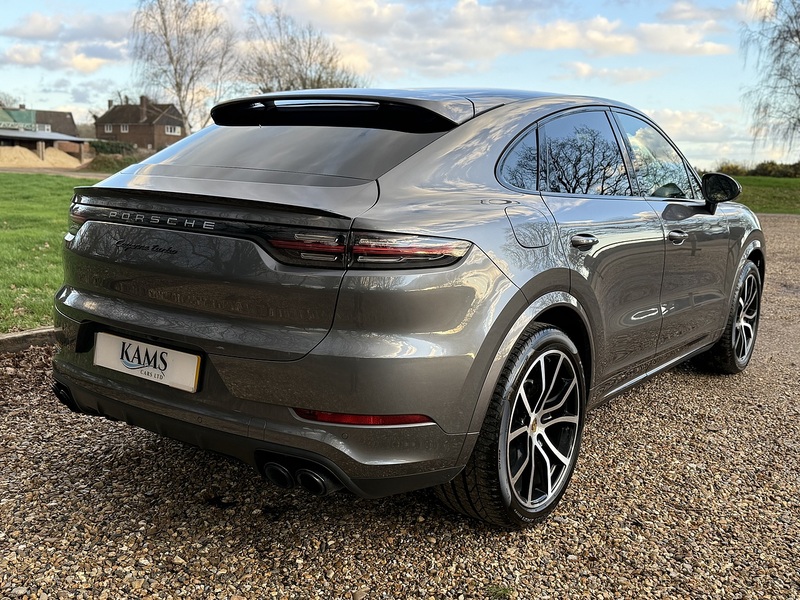 Porsche 4.0T V8 Turbo Coupe 5dr Petrol TiptronicS 4WD Euro 6 (s/s) (550 ps)