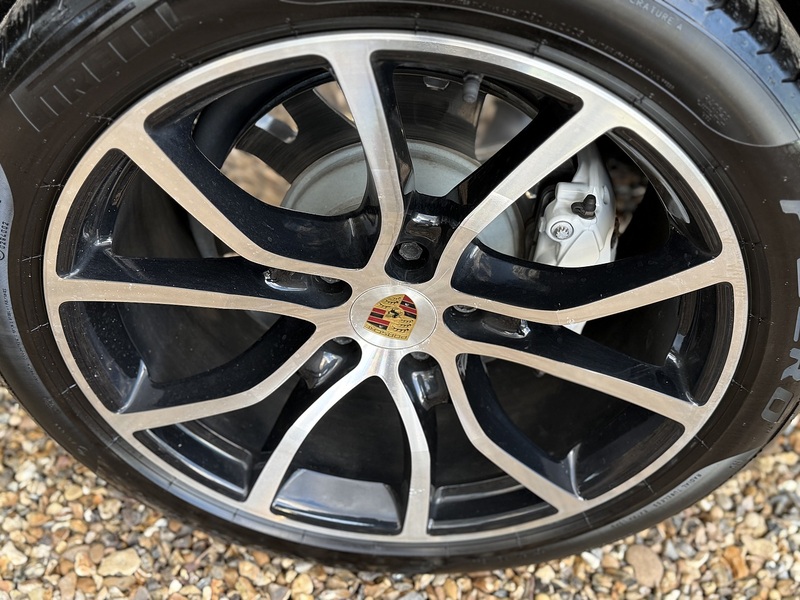 Porsche 4.0T V8 Turbo Coupe 5dr Petrol TiptronicS 4WD Euro 6 (s/s) (550 ps)