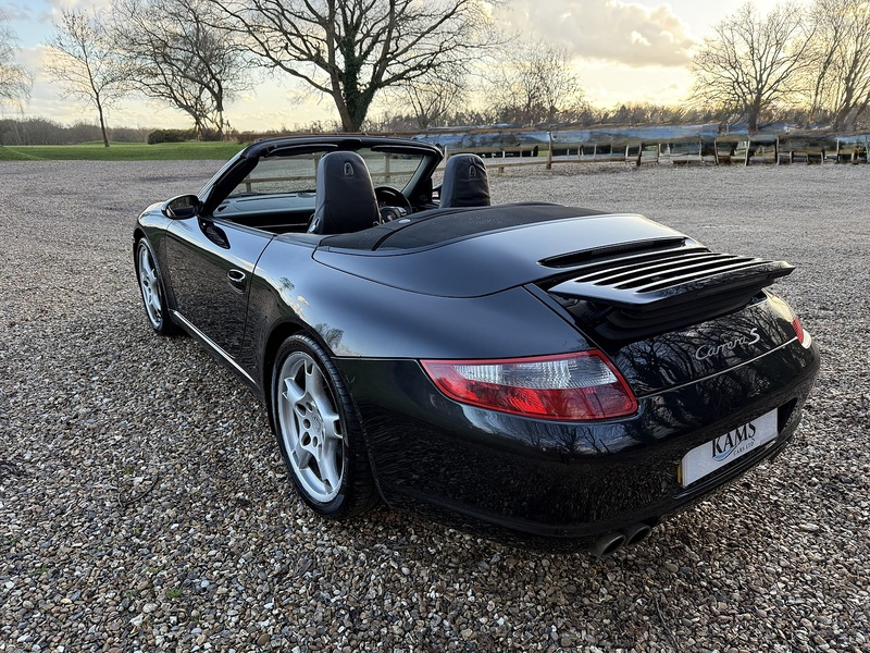 Porsche 3.8 997 Carrera S Cabriolet 2dr Petrol Tiptronic S (280 g/km, 350 bhp)