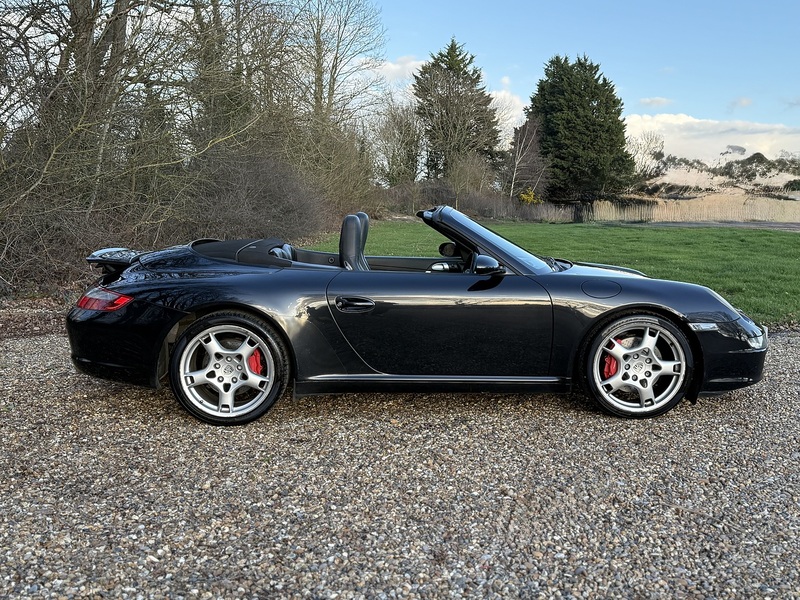Porsche 3.8 997 Carrera S Cabriolet 2dr Petrol Tiptronic S (280 g/km, 350 bhp)