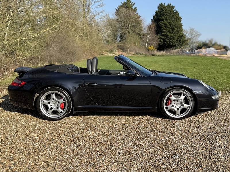 Porsche 3.8 997 Carrera S Cabriolet 2dr Petrol Tiptronic S (280 g/km, 350 bhp)