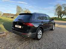 Volkswagen Tiguan Allspace TSI Life 
