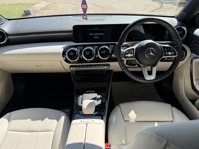 Mercedes-Benz 1.3 A180 Sport Edition (Executive) Hatchback 5dr Petrol 7G-DCT Euro 6 (s/s) (136 ps)