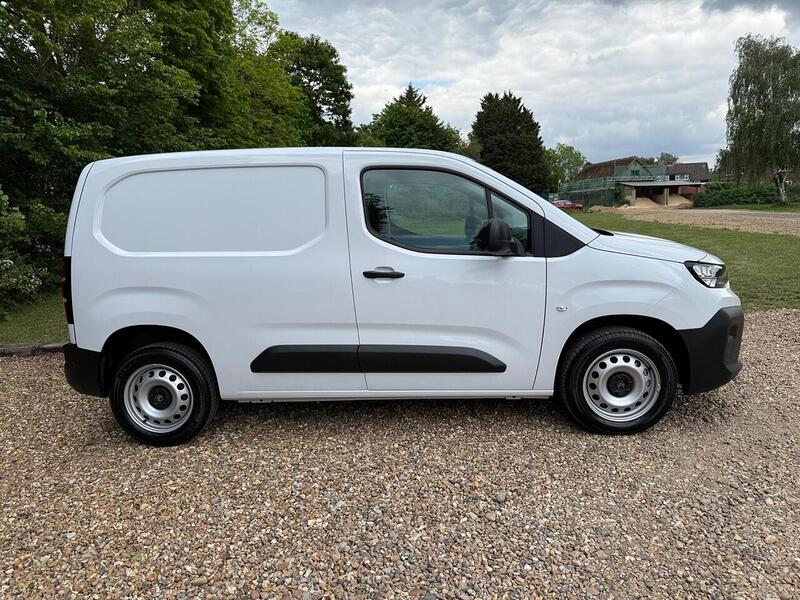 Citroen 1.5 BlueHDi 1000 Enterprise Plus M Panel Van 5dr Diesel Manual SWB Euro 6 (s/s) (100 ps)