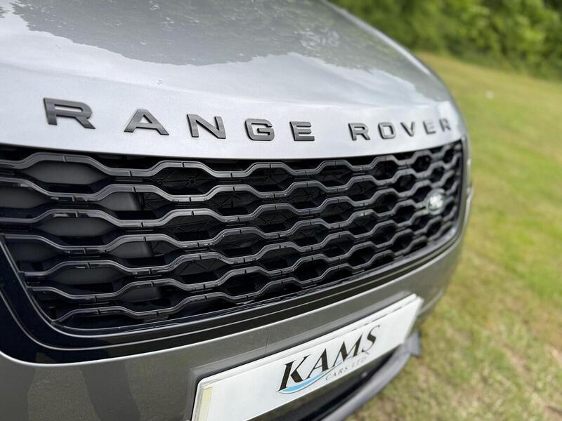 Land Rover 2.0 P250 R-Dynamic SE SUV 5dr Petrol Auto 4WD Euro 6 (s/s) (249 ps)