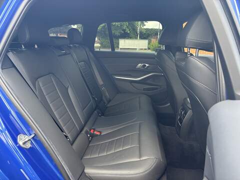 BMW 3 Series 318i M Sport - U477