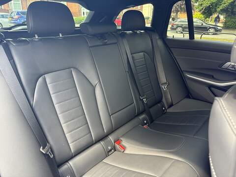 BMW 3 Series 318i M Sport - U477