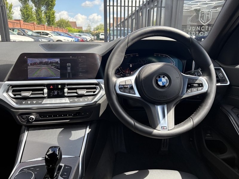 BMW 3 Series 318i M Sport - U477