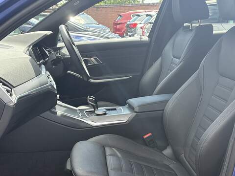 BMW 3 Series 318i M Sport - U477