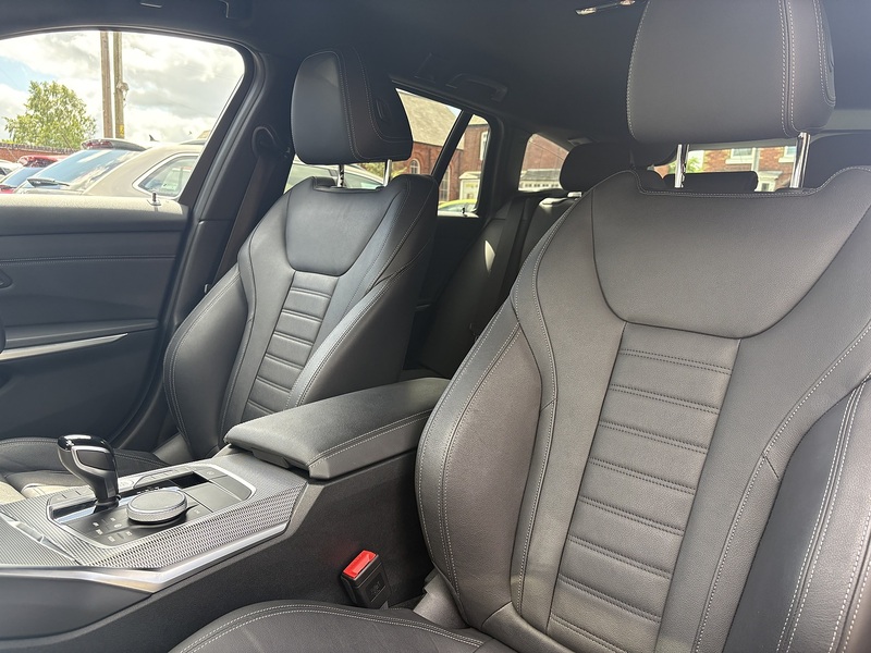 BMW 3 Series 318i M Sport - U477