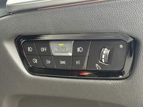 BMW 3 Series 318i M Sport - U477