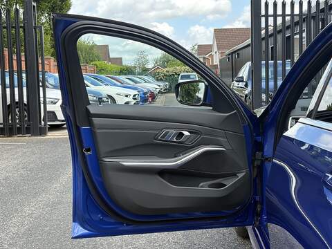 BMW 3 Series 318i M Sport - U477