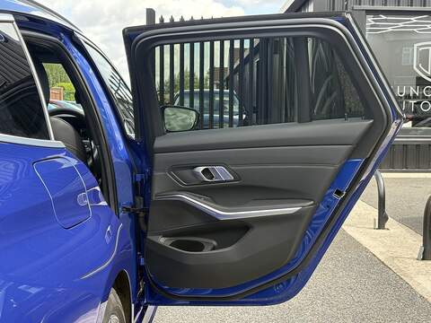 BMW 3 Series 318i M Sport - U477