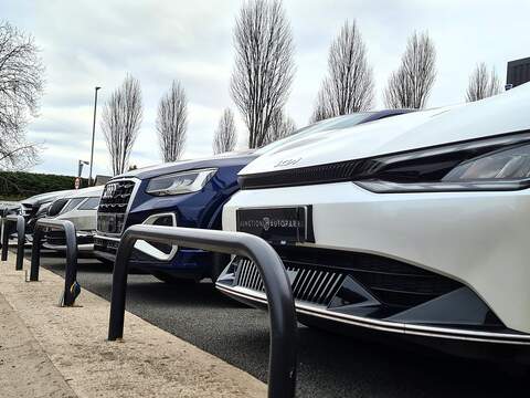 BMW 3 Series 318i M Sport - U477