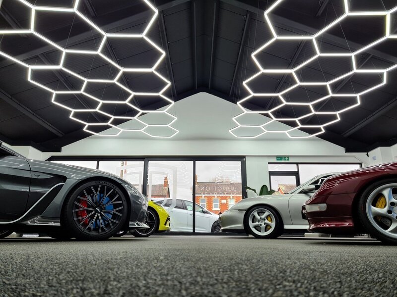 BMW 3 Series 318i M Sport - U477