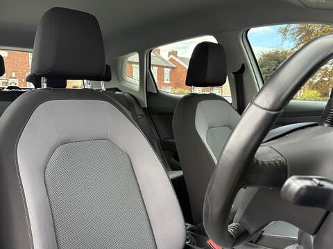 SEAT Arona TSI SE Technology - U480